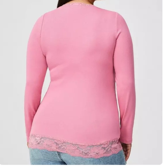 Torrid Cotton Modal Rib Scoop Neck Lace Trim Tee - Picture 2 of 9